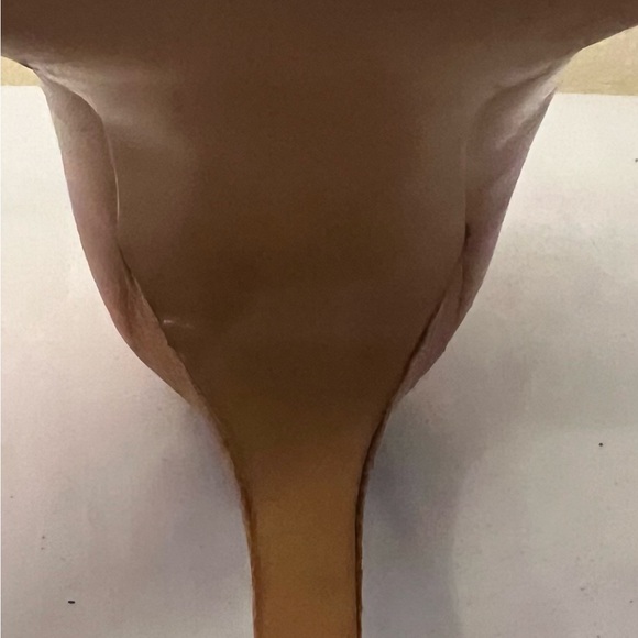 Marc Fisher Tan Leather Peep Toe Pumps, Size 7, EUC - Picture 11 of 11